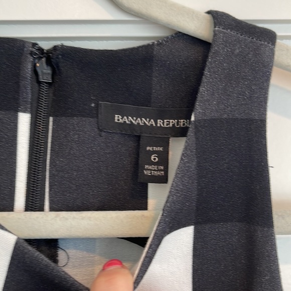 Banana Republic gingham B&W dress 6P - Picture 4 of 7